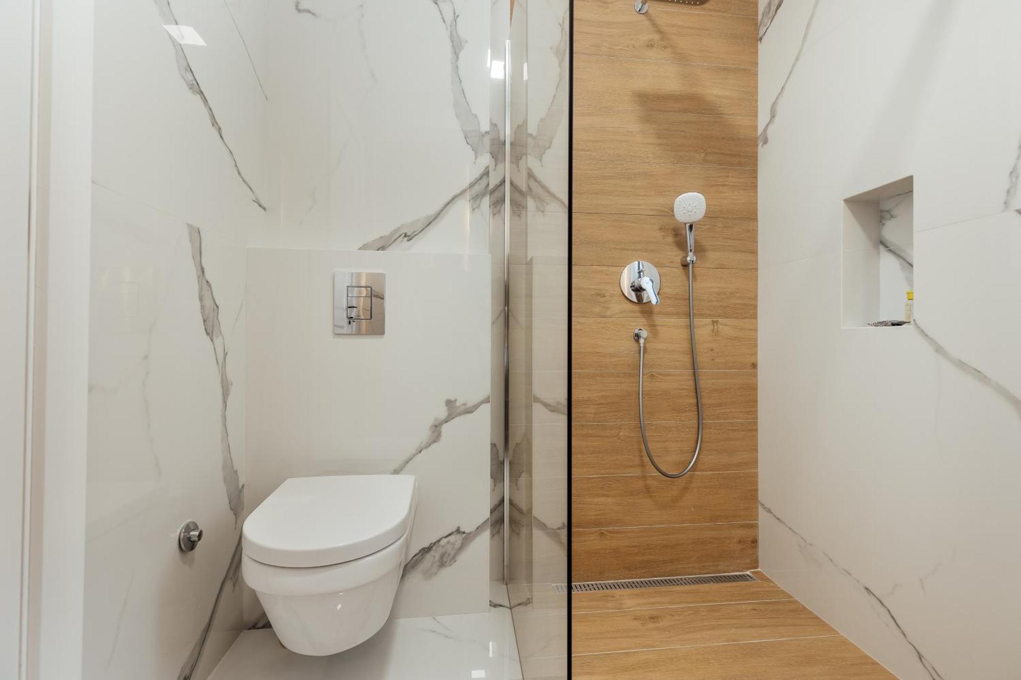 Savina Beachfront Oasis Herceg Novi Eksteriør billede