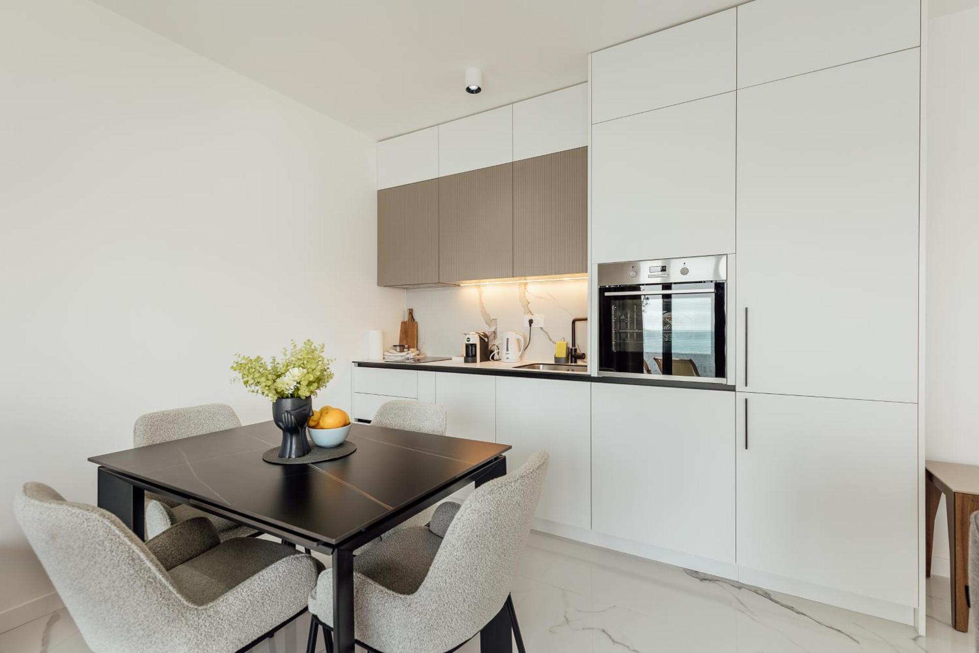 Savina Beachfront Oasis Herceg Novi Eksteriør billede